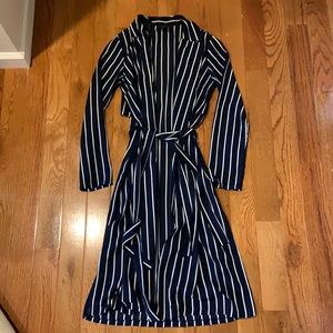 Navy and white pinstripe long sleeve midi length robe with tie size medium